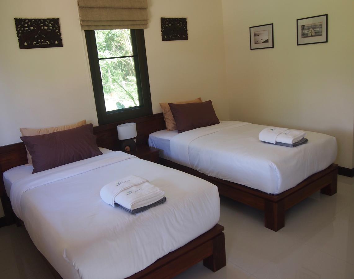 At Bangsak Resort Khao Lak Buitenkant foto