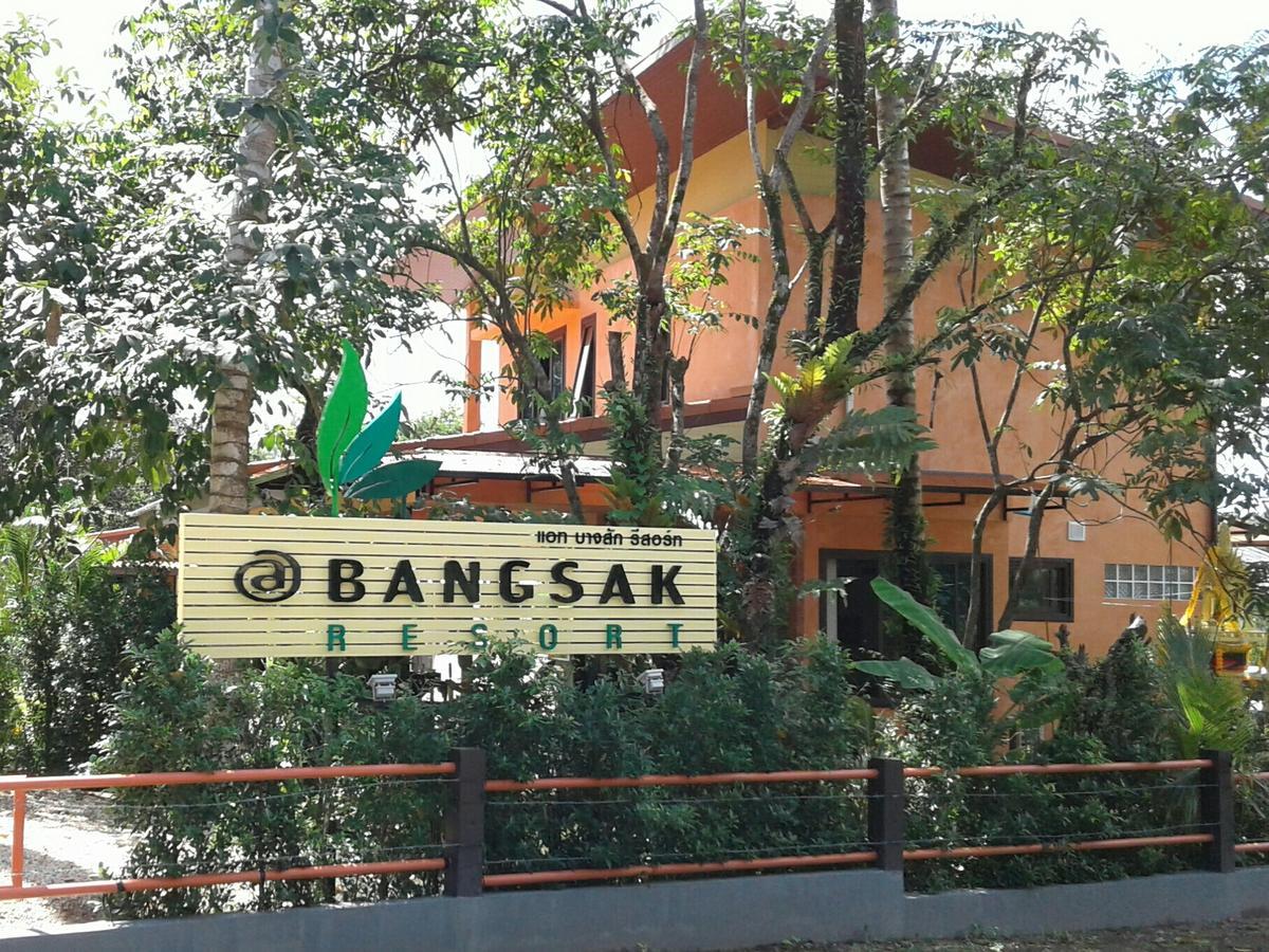 At Bangsak Resort Khao Lak Buitenkant foto