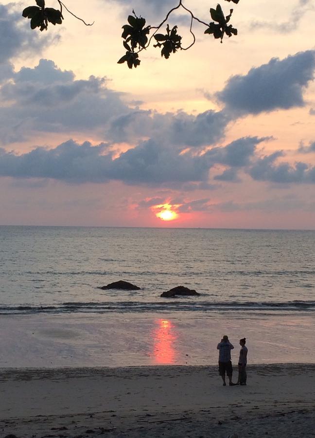 At Bangsak Resort Khao Lak Buitenkant foto